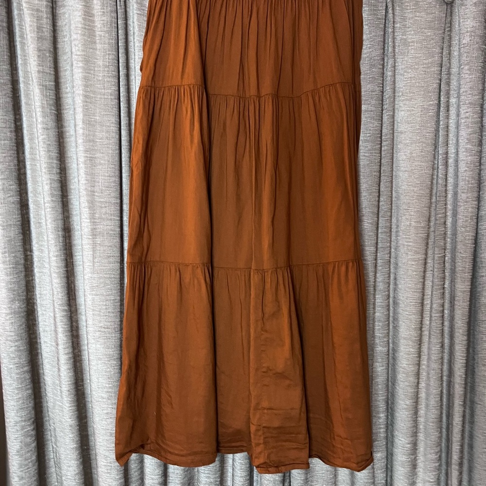 Old Navy Tiered Button Front A-Line Brown Midi Skirt in Size Large - Picture 9 of 13
